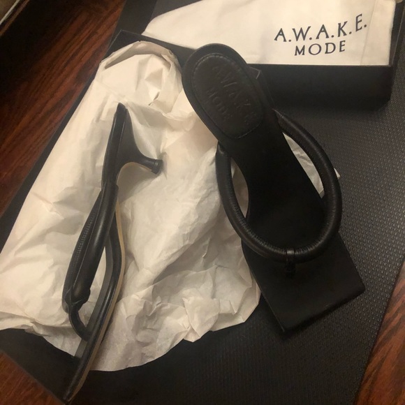 NWT A.W.A.K.E Mode leather sandals 6.5 7 - Picture 6 of 8